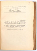 1942-1944 Amatőr kolligátum a Kolozsvári M. Kir. Ferenc József Tudományegyetem 'dolgozataiból', gépelt tartalomjegyzékkel. Félvászon-kötésben, kopott borítóval, sérült gerinccel.