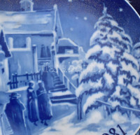 14 db Bavaria karácsonyi kiadású limitált porcelán tányér mind különféle évből cca 1980-1995 d: 22 cm. Matricás, jelzett, hibátlan