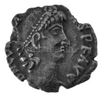 Római Birodalom / Antiochia / Constans 347-348. AE4 bronz (0,80g) T:XF kitörésekRoman Empire / Antioch / Constans 347-348. AE4 bronze DN CON[STA-N]S PF AVG / VOT XV MVLT XX - [SMAN...]