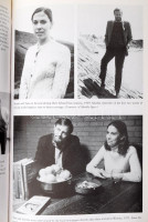 Blake Bailey: A Tragic Honesty: The Life and Work of Richard Yates. New York, 2004. Picador, 671p. Kiadói kartonálásban, papír védőborítóval., volt könyvtári példány, jó állapotban